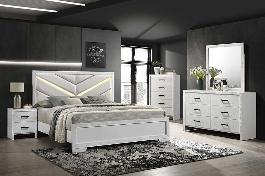 B905 - LED WHITE BED SET