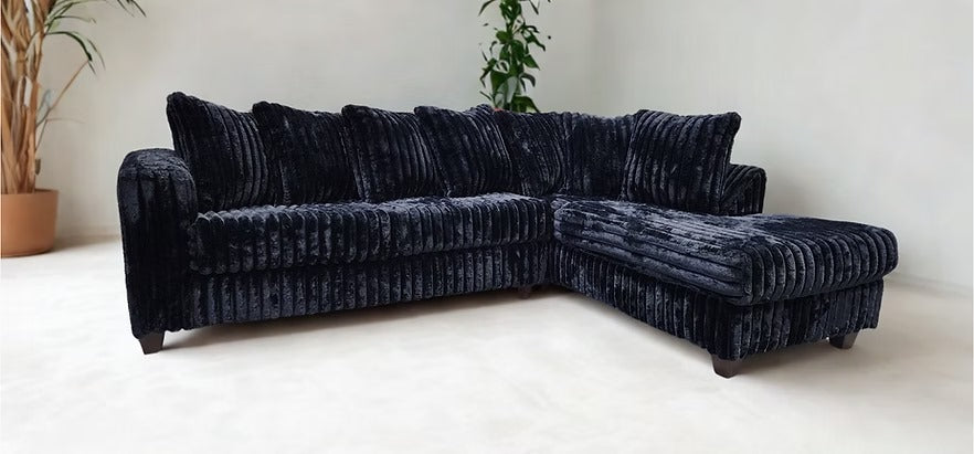 S300 - BLACK SECTIONAL **** LOW STOCK ****