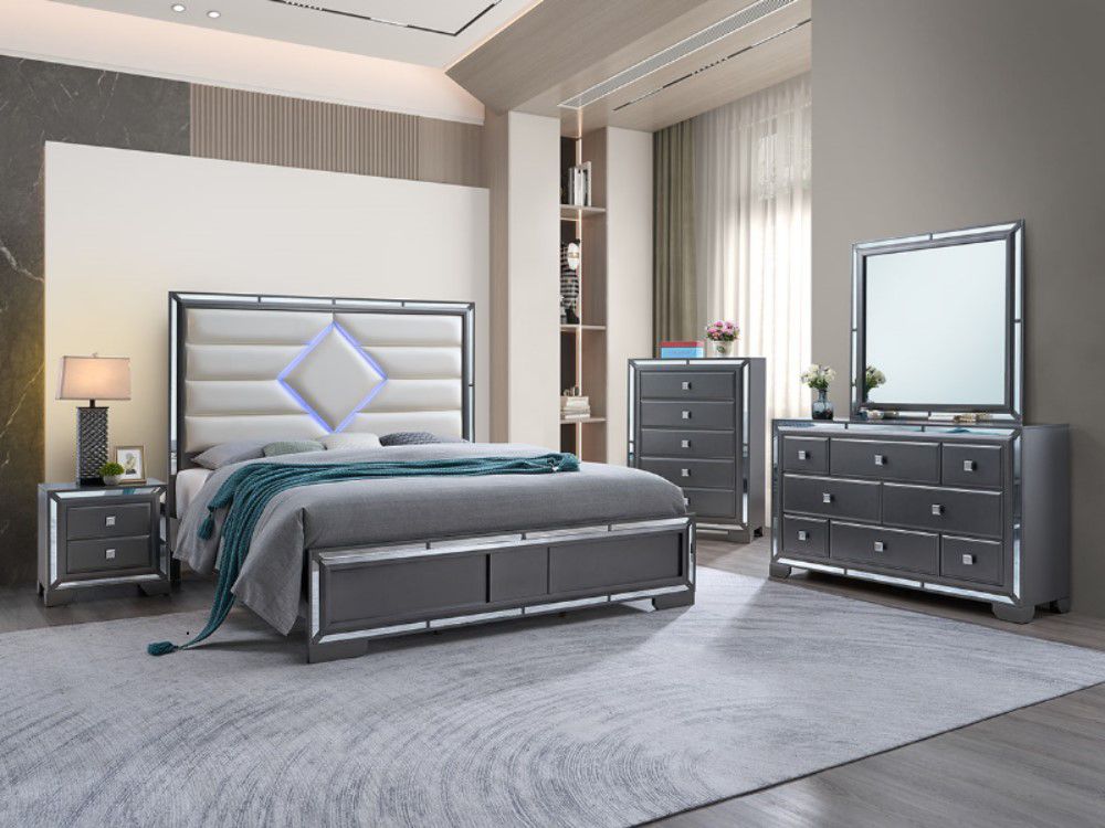 B911 - 5PC Bedroom Set